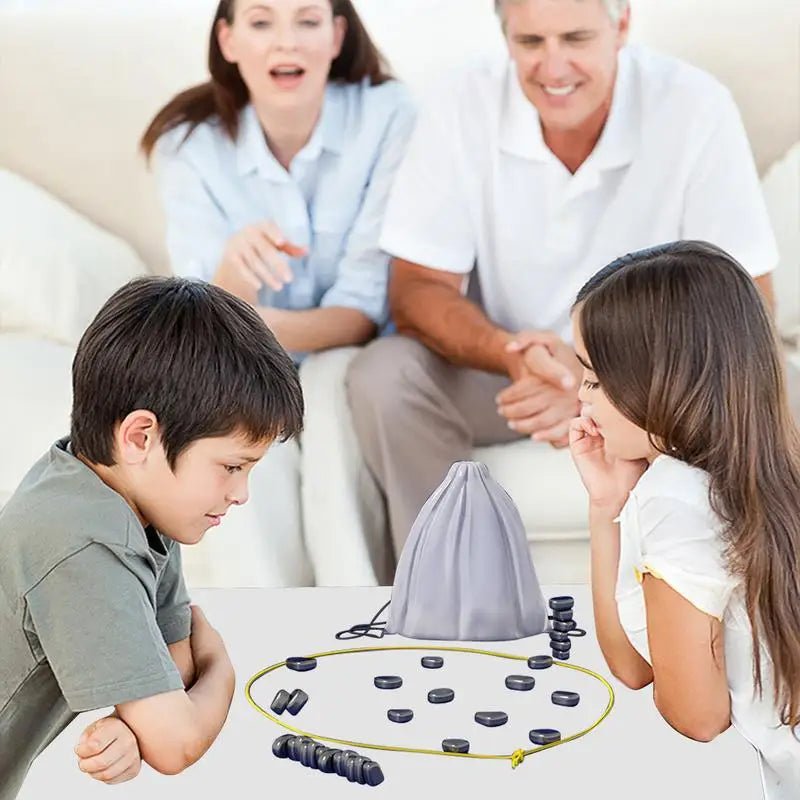 Chess Board Game Magnetic Effect - H3NRY’S WORLD