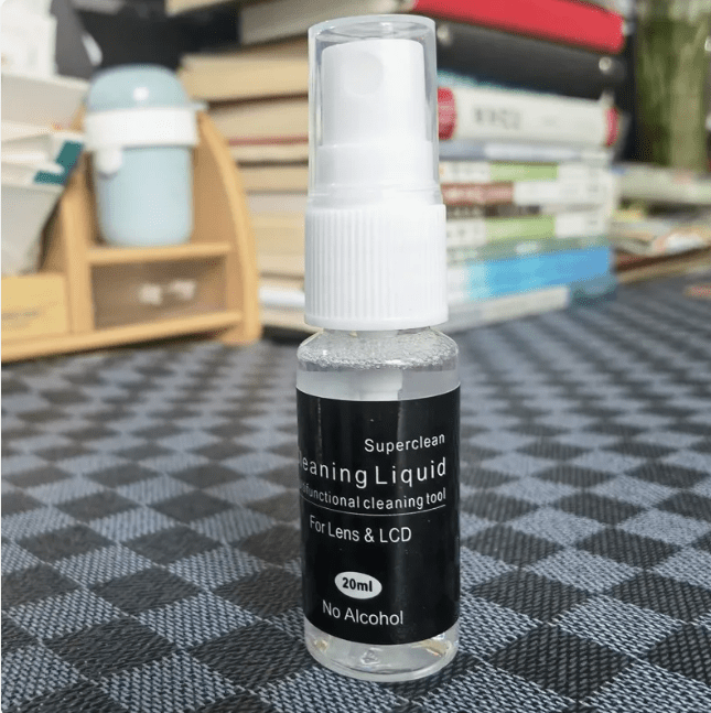Crystal Clear Lens Cleaner - H3NRY’S WORLD